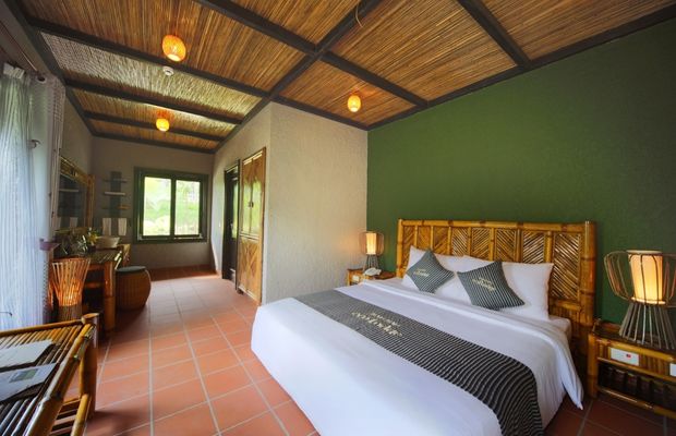 Mai Chau Ecolodge's superior room